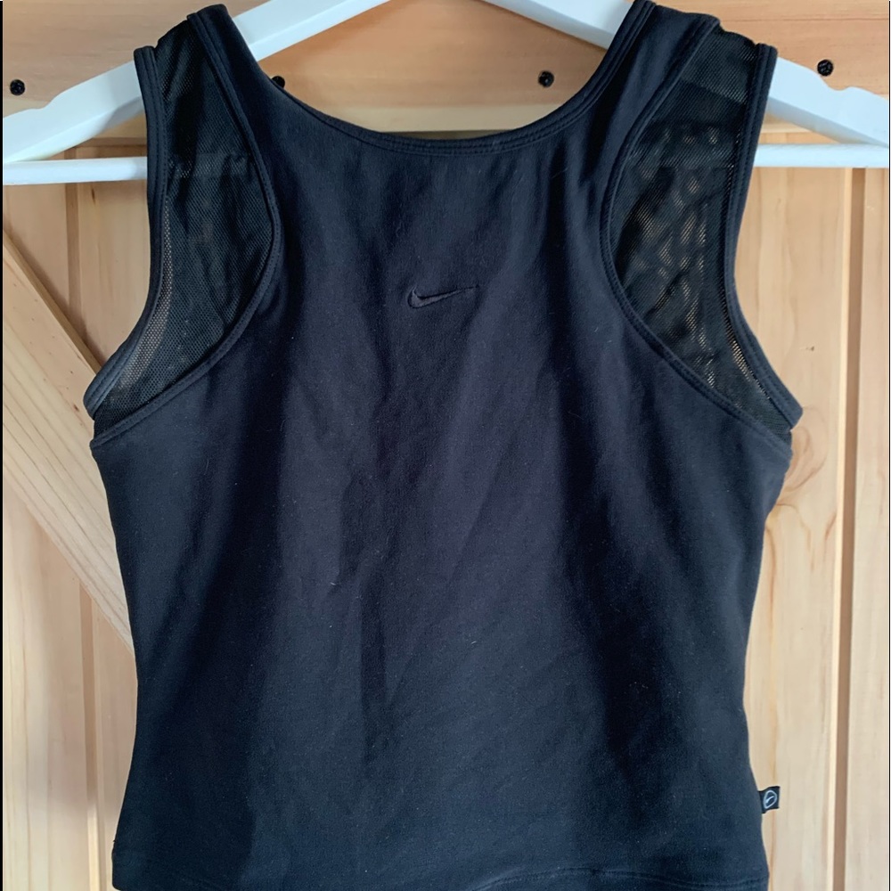 Nike Dri Fit ‘Run’ crop top